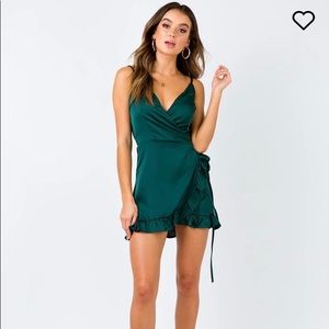 NWOT Princess Polly Green Jewel Dress Size 2